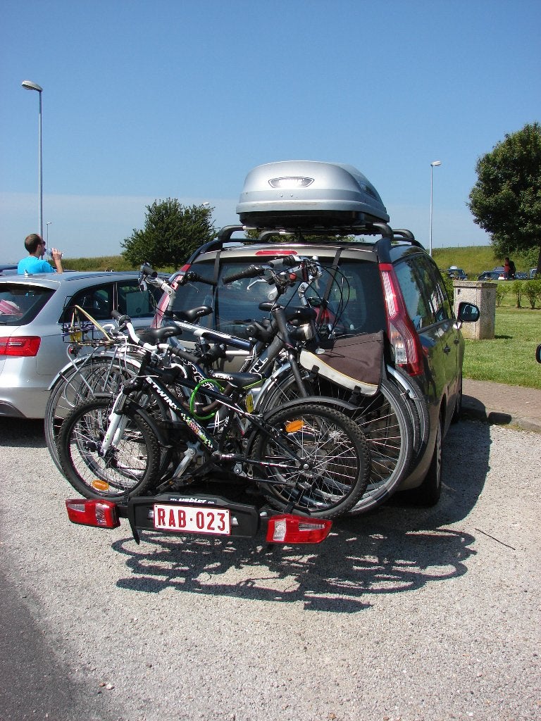 Uebler F42 fietsendrager - 4 fietsen, Ophalen, Gebruikt