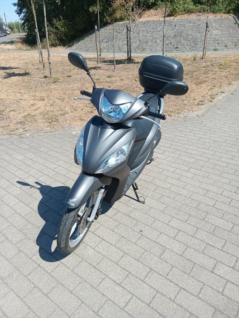 Honda Vision 50cc B Klasse, Vélos & Vélomoteurs, Cyclomoteurs | Honda, Autres modèles, Classe B (45 km/h), Enlèvement, Utilisé