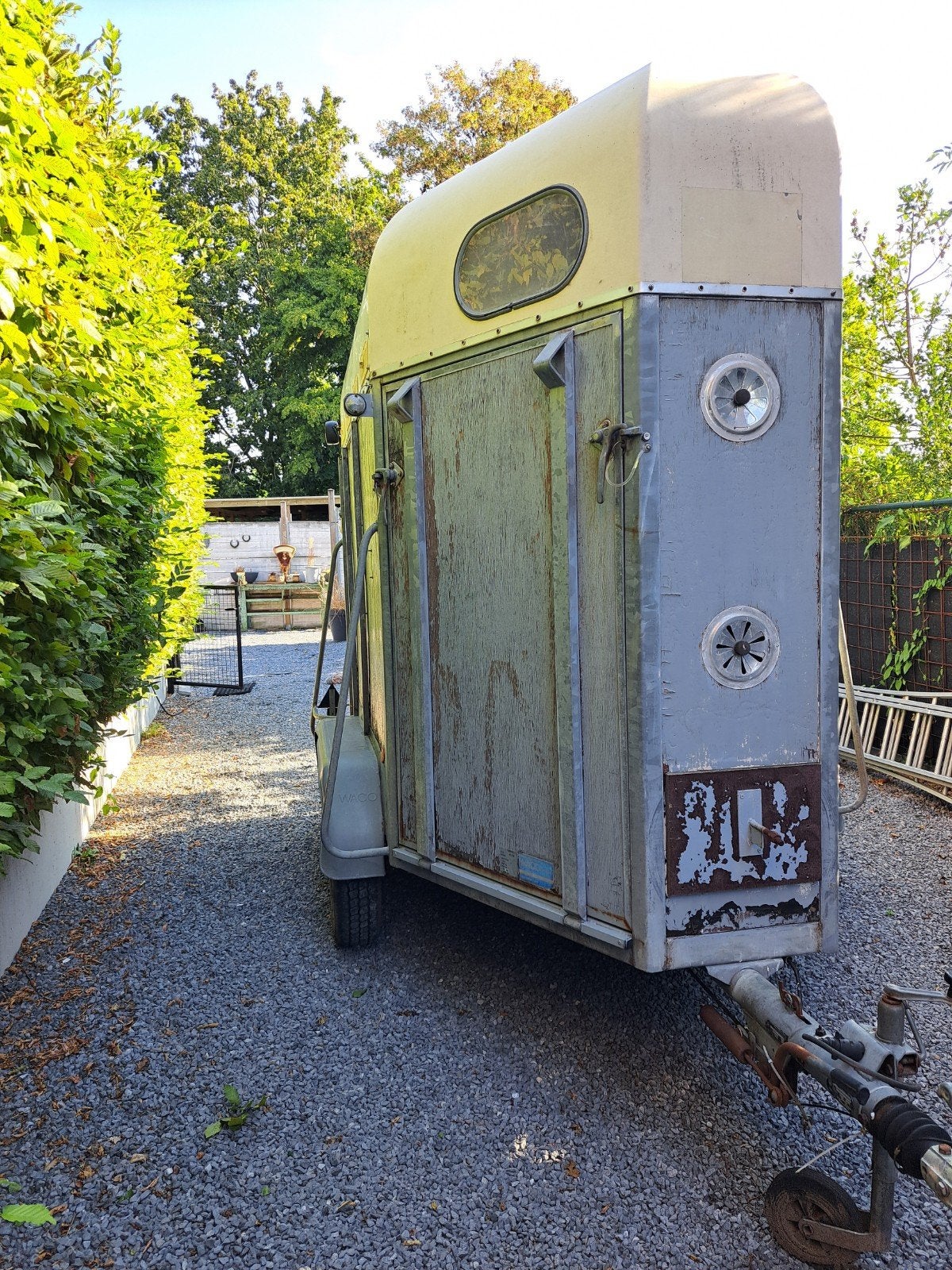 paardentrailer voor 2paarden, Animaux & Accessoires, Chevaux & Poneys | Semi-remorques & Remorques, Enlèvement, Utilisé, Bois