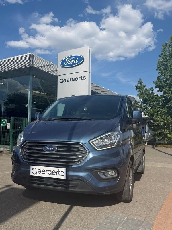 Ford Tourneo Custom TDCi 320S L1H1 Trend AUT., Autos, 8 places, Achat, https://public.car-pass.be/vhr/08681955-1c81-470a-aa2d-f0f7d9c2bff9