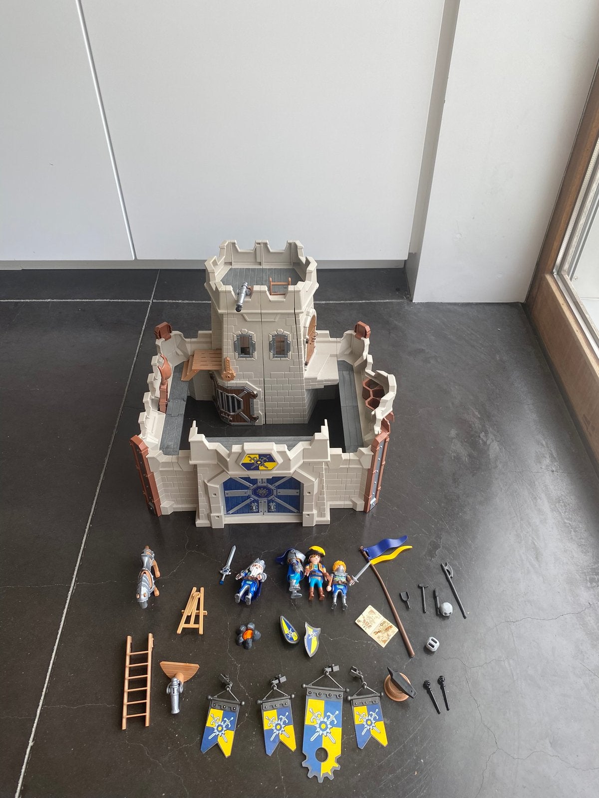 Chateau playmobil novelmore, Kinderen en Baby's, Speelgoed | Playmobil, Ophalen, Gebruikt, Complete set, Kasteel/Fort