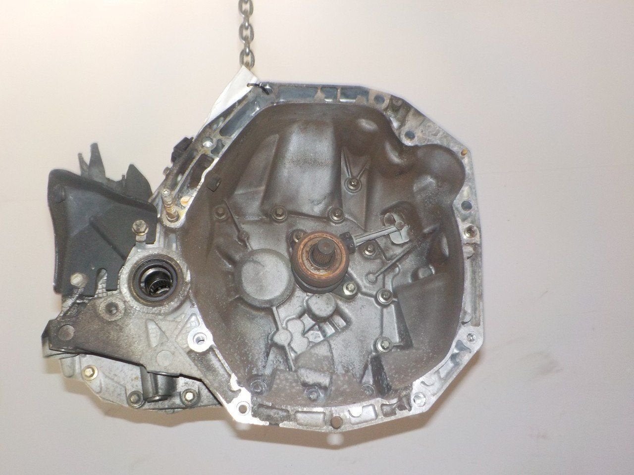 Versnellingsbak schakel Renault Clio, Onderdelen@venauto.nl, Van der Ven Autorecycling B.V., Ettenseweg 76, 4706 PB Roosendaal, The Netherlands