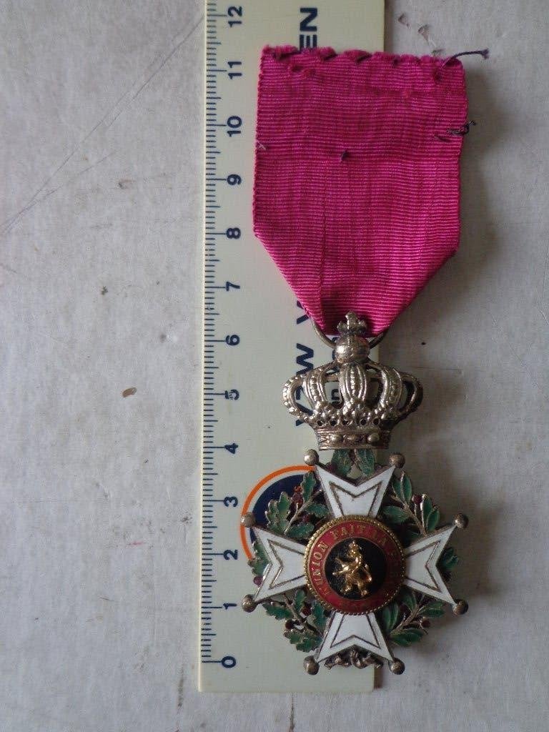 croix de chevalier de l'Ordre de Léopold avec texte français, Collections, Enlèvement ou Envoi, Ruban, Médaille ou Ailes