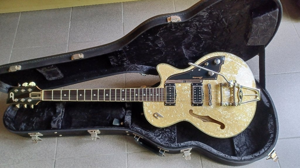 Duesenberg Starplayer TV, Musique & Instruments, Enlèvement ou Envoi, Comme neuf, Semi-solid body, Autres marques