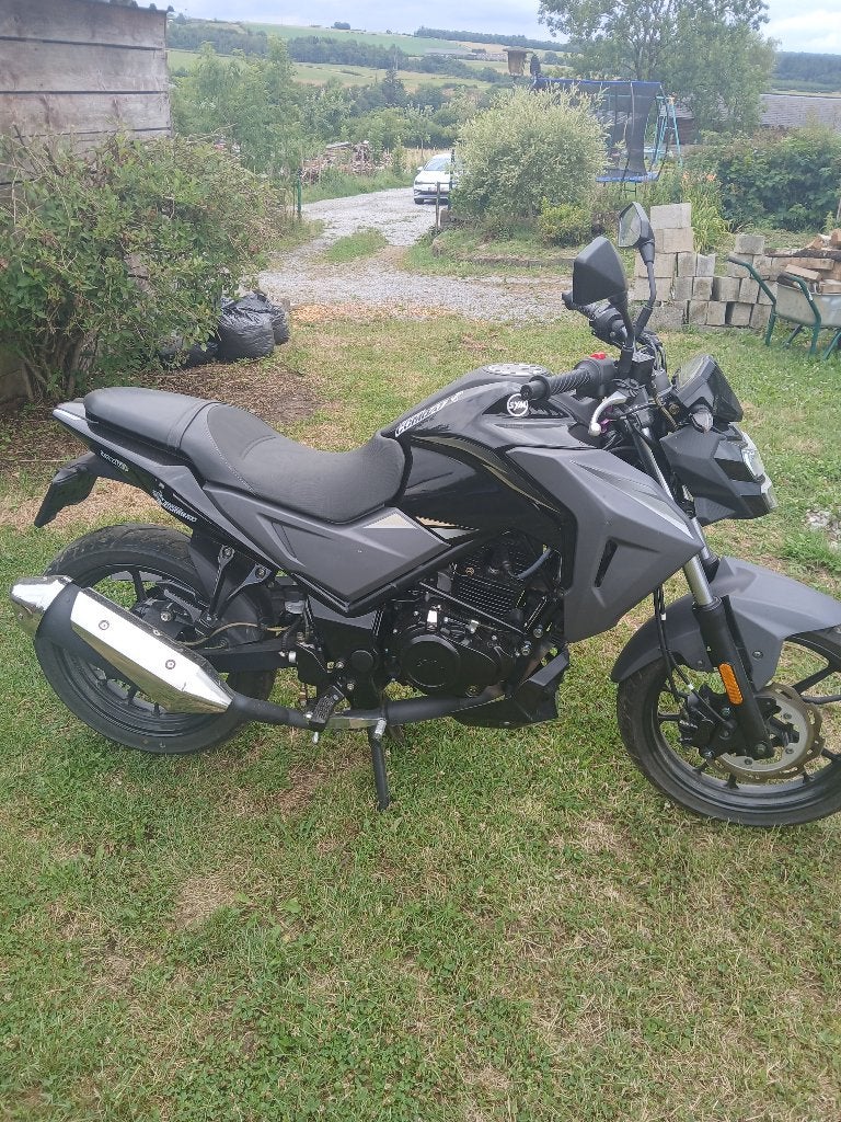 Moto sym NH-X 125, Motos, Enlèvement