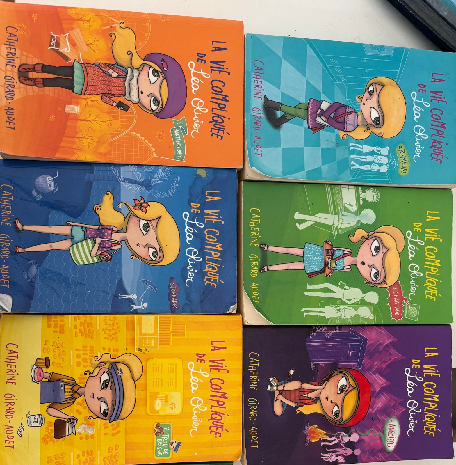 Léa Olivier, tome 2, 3, 4, 5, 6, 7., Livres, Enlèvement, Comme neuf