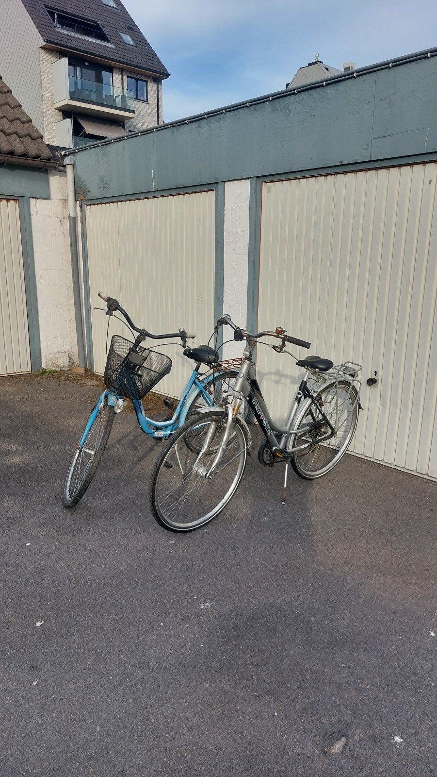 2. damesfiets., Vélos & Vélomoteurs, Accessoires vélo | Remorques, Enlèvement