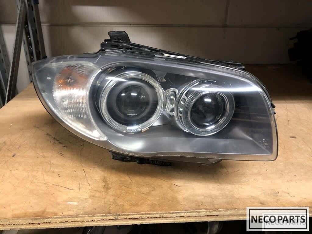 Bmw 1 serie e87 e88 xenon koplamp rechts origineel compleet, Autos : Pièces & Accessoires, Éclairage