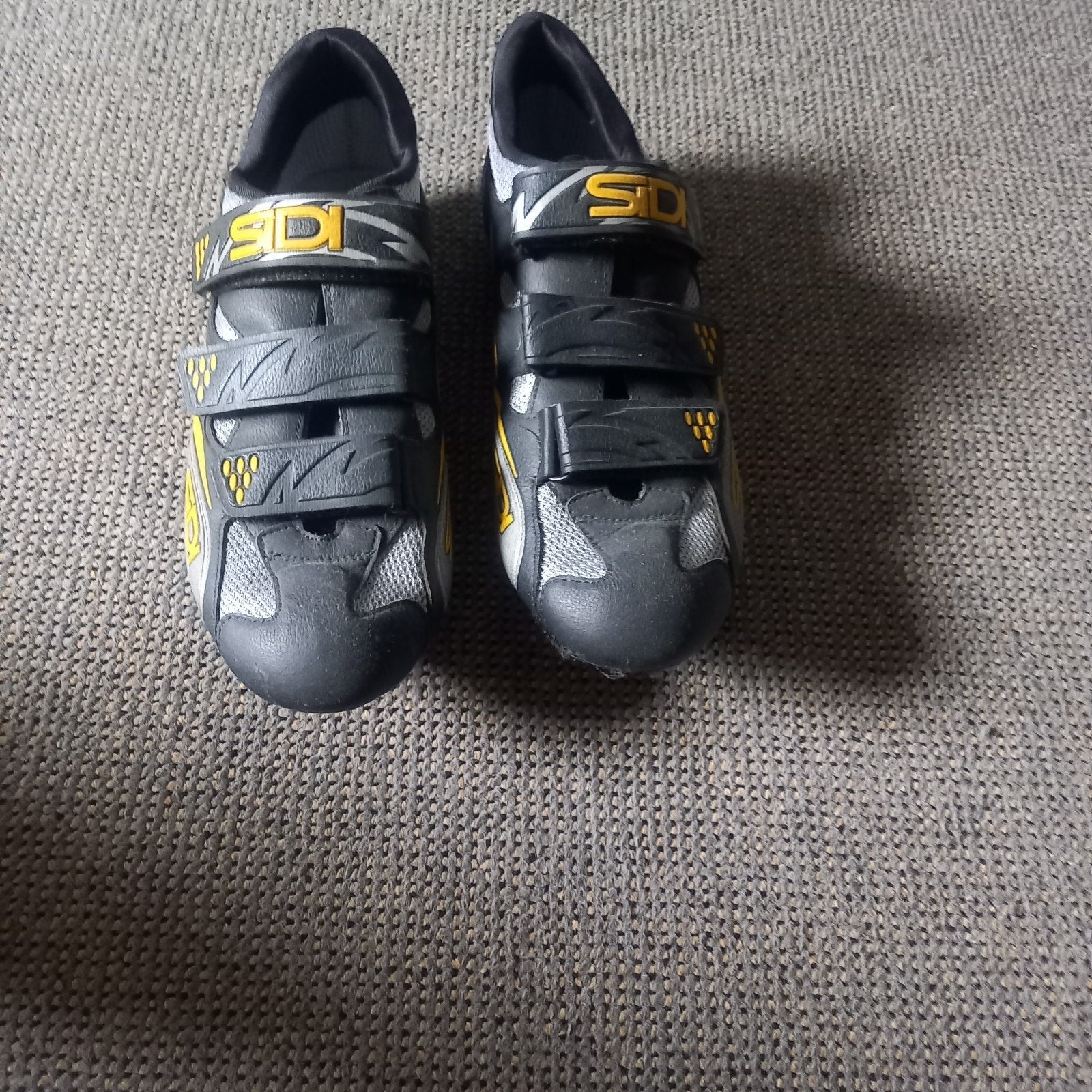 Fietsschoenen sidi, Ophalen