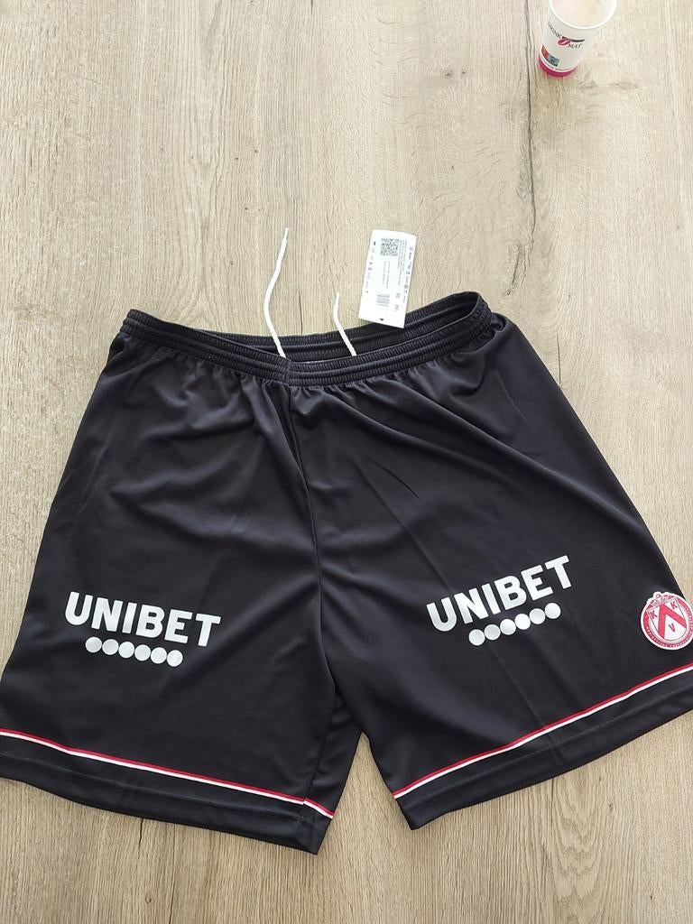 Kv Kortrijk keepershort xxl, Kleding | Heren, Sportkleding, Ophalen