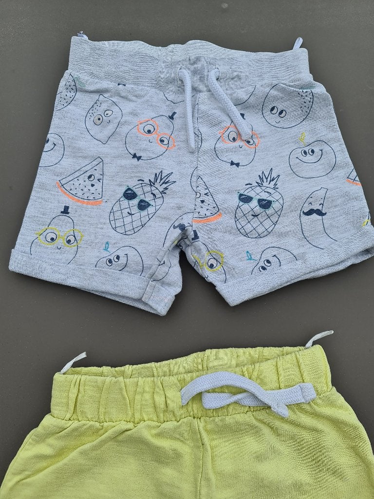 korte broek met tekeningen, CA, 92, Enfants & Bébés, Vêtements enfant | Taille 92, Enlèvement, Comme neuf, Pantalon