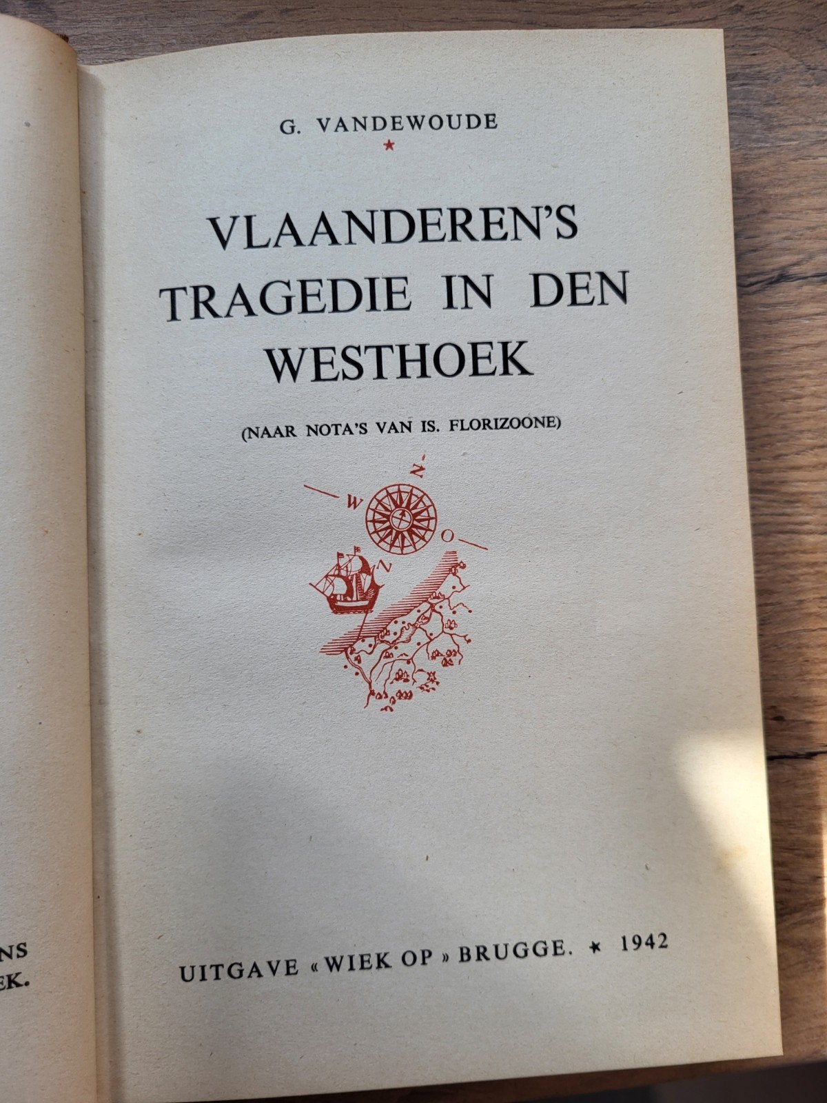 G. Vandewoude - Vlaanderen 's tragedie in den Westhoek, Boeken, Ophalen of Verzenden, Gelezen