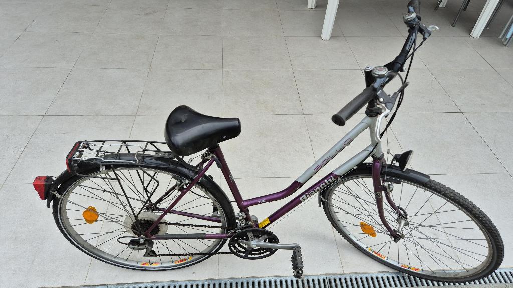 Meisjesfiets "Bianchi" Italia , 28 inch - goede staat fiets, Fietsen en Brommers, Gebruikt, Versnellingen, Bianchi, Ophalen