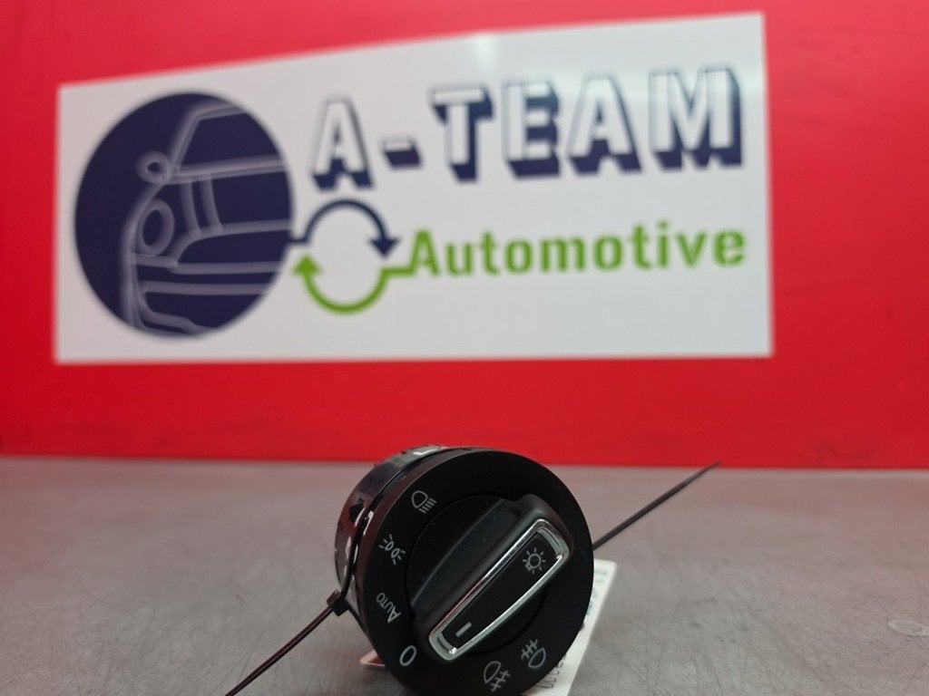LICHTSCHAKELAAR Seat Leon (5FB) (|5G0941431AF|), Gebruikt, Service@seat.de, Seat Deutschland GmbH, Seat