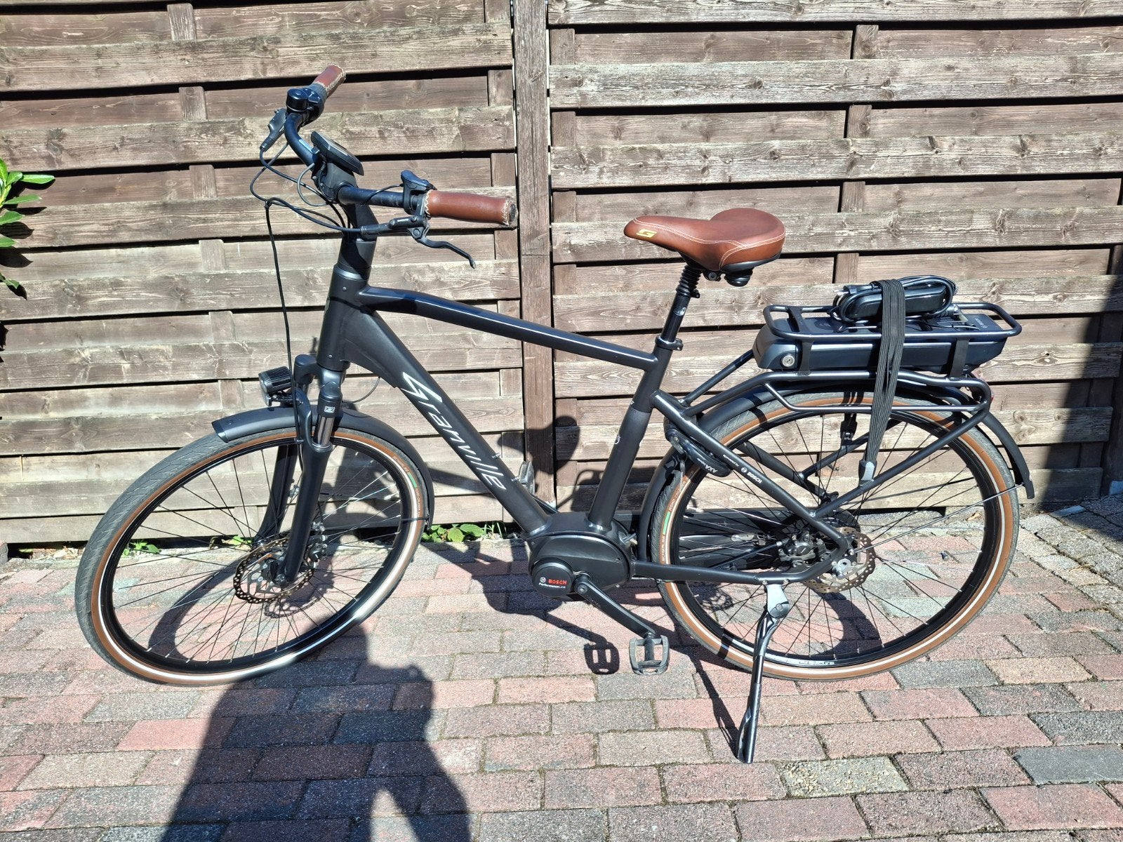 Elektrische fiets Granville performance line Bosch maat M, Zo goed als nieuw, 51 tot 55 cm, 50 km per accu of meer, Ophalen