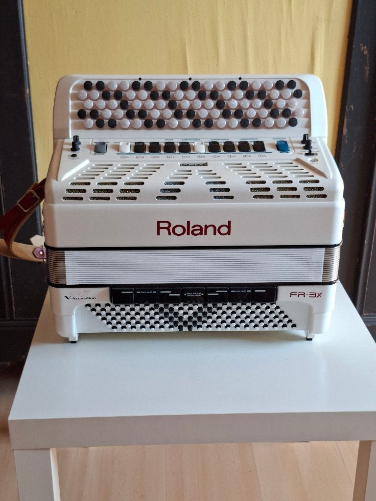 Roland accordeon fr3xb, Met koffer, Zo goed als nieuw, Knopaccordeon, 120-bas