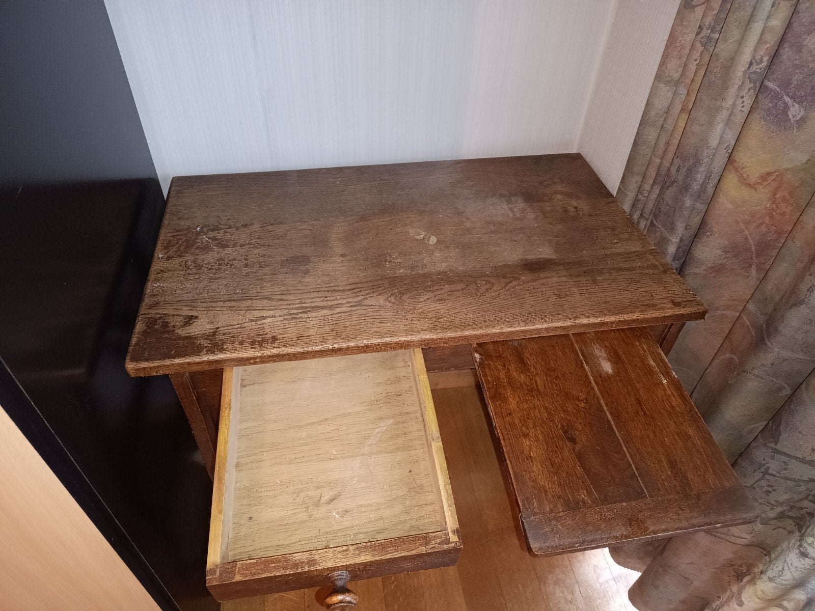 Ancien bureau avec toboggan et surface d'écriture, Maison & Meubles, Armoires | Secrétaires, Enlèvement