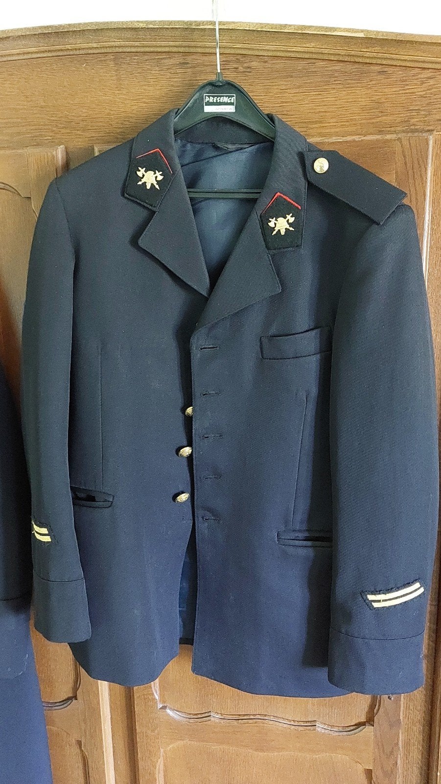 Vestes pour sapeurs-pompiers, Enlèvement