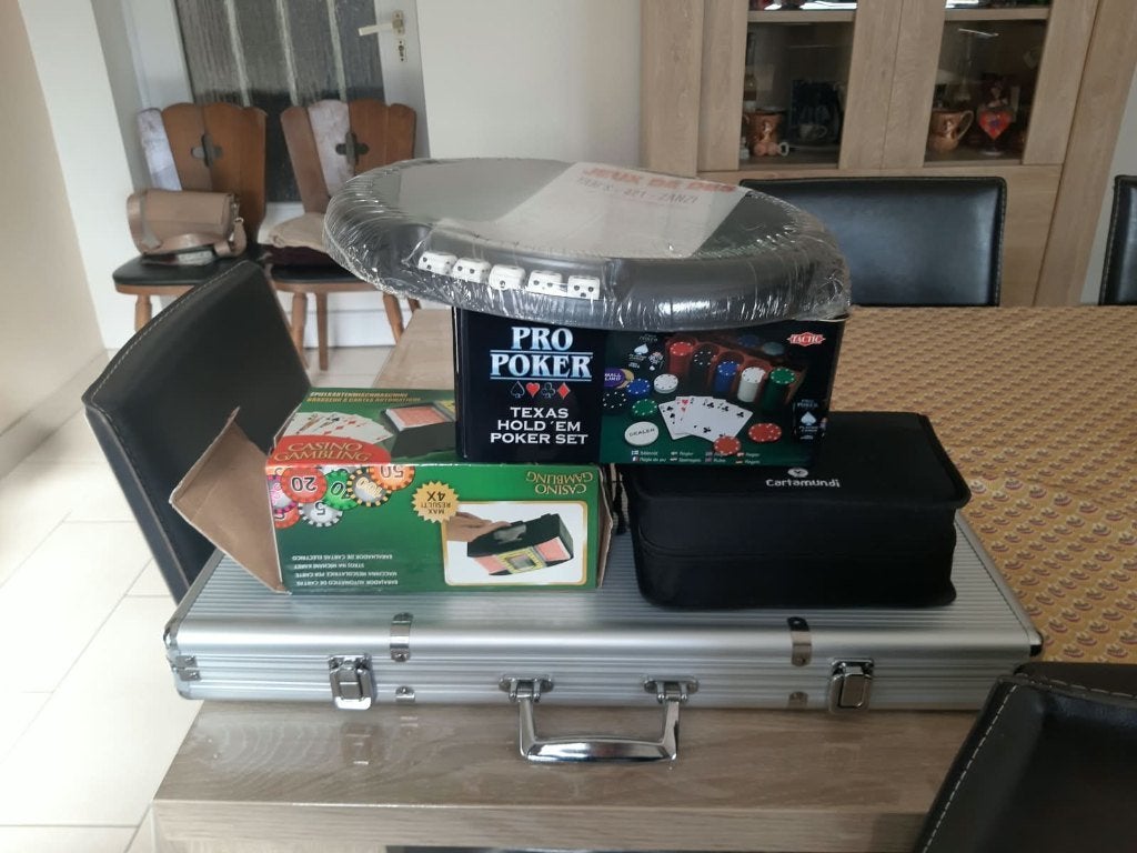 Pokerspel, Ophalen, Nieuw