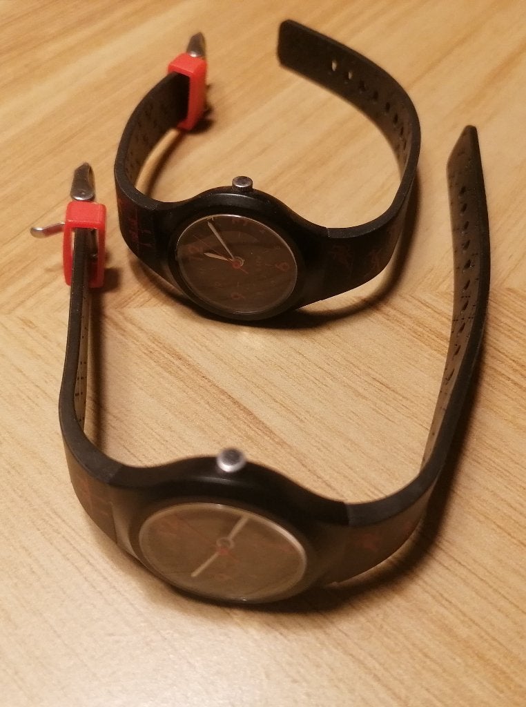 FOREST: Deux montres enfant de Décathlon, aux aiguilles, Enlèvement ou Envoi, Comme neuf, Garçon ou Fille