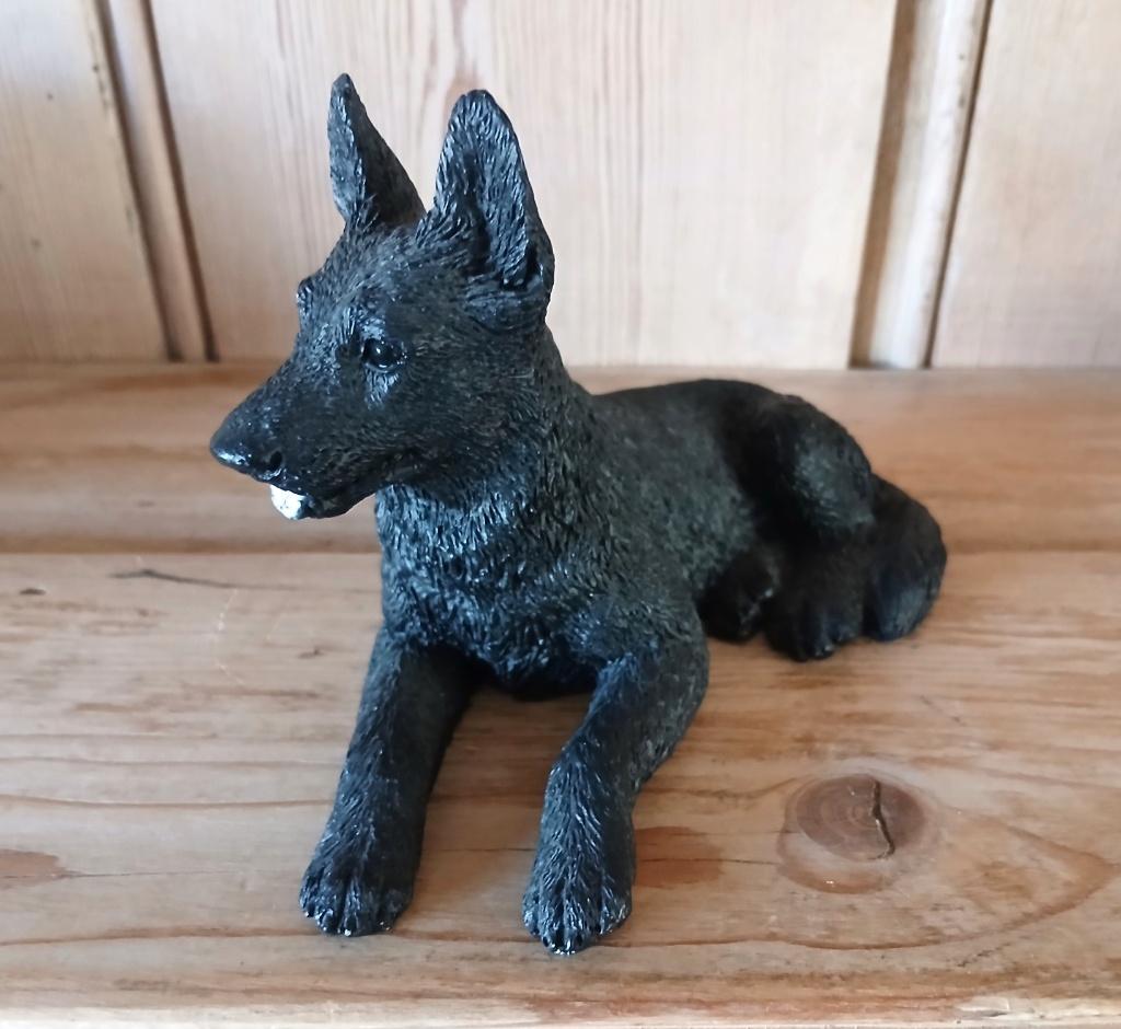 Chien berger allemand noir couché - Castagna 1988, Ophalen, Gebruikt, Dier