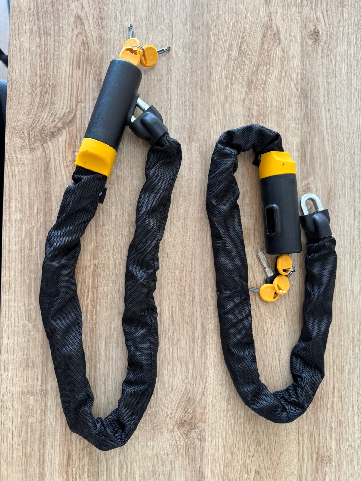 2 cadenas haute securité, Vélos & Vélomoteurs, Enlèvement, Comme neuf