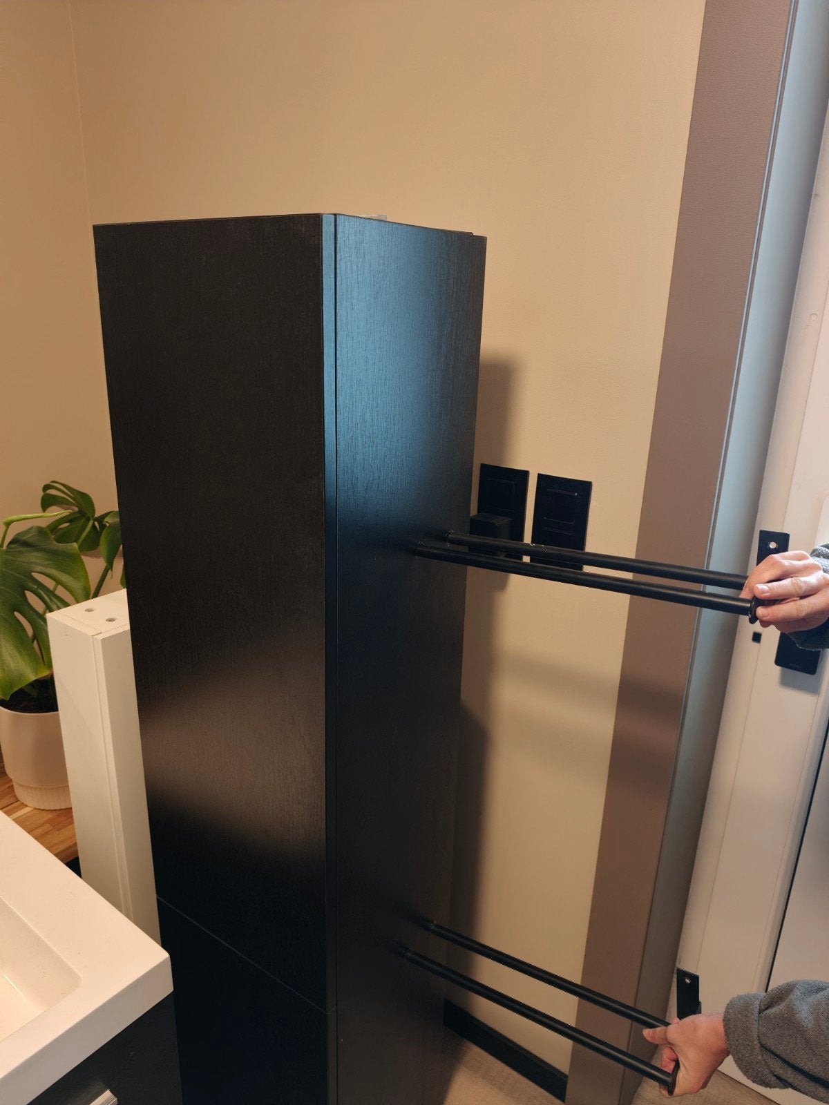 Ikea kast zwart, Ophalen