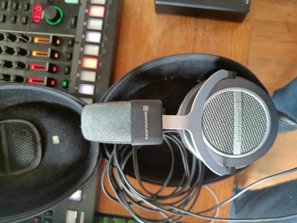 Beyerdynamic Amiron Home, Enlèvement