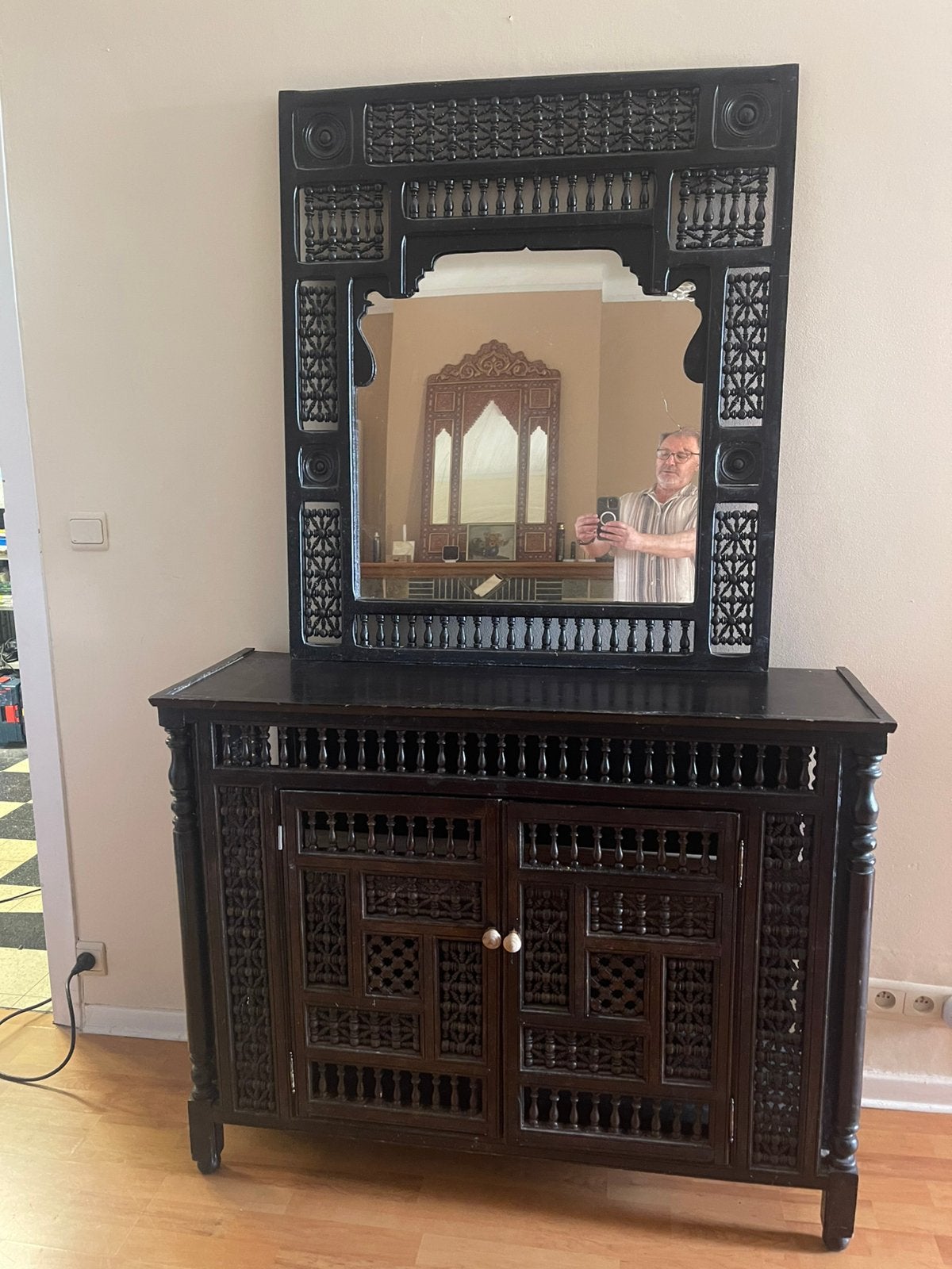 Joli meuble artisanal en moucharabié du Maroc, Maison & Meubles, Enlèvement, Utilisé, Autres essences de bois