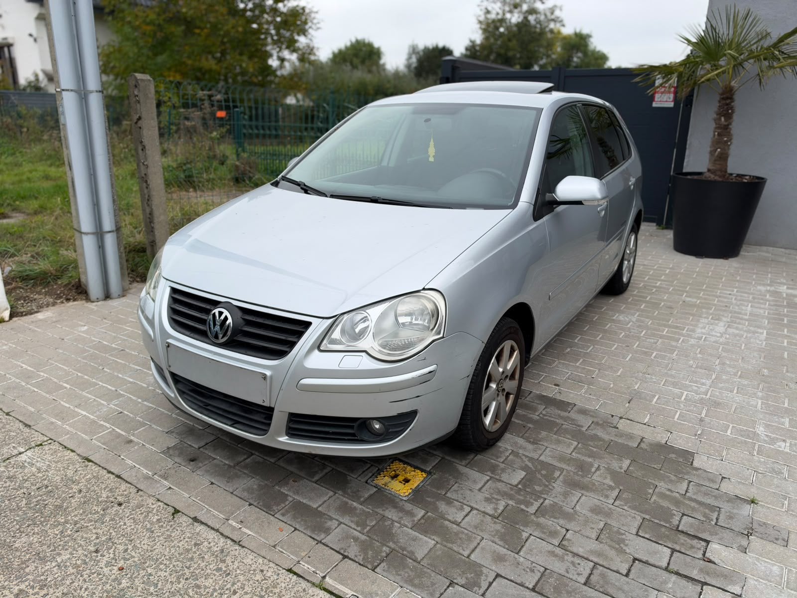 Volkswagen Polo 1.2 Essence–2008–158.000 km–Toit ouvrant, Autos, Achat, Entreprise, Boîte manuelle, Noir