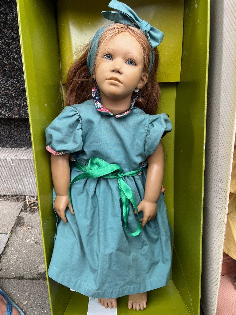 Mint Annette Himstedt Doll - ADRIENNE W/ Box & COA, Verzamelen, Poppen, Ophalen, Zo goed als nieuw, Pop