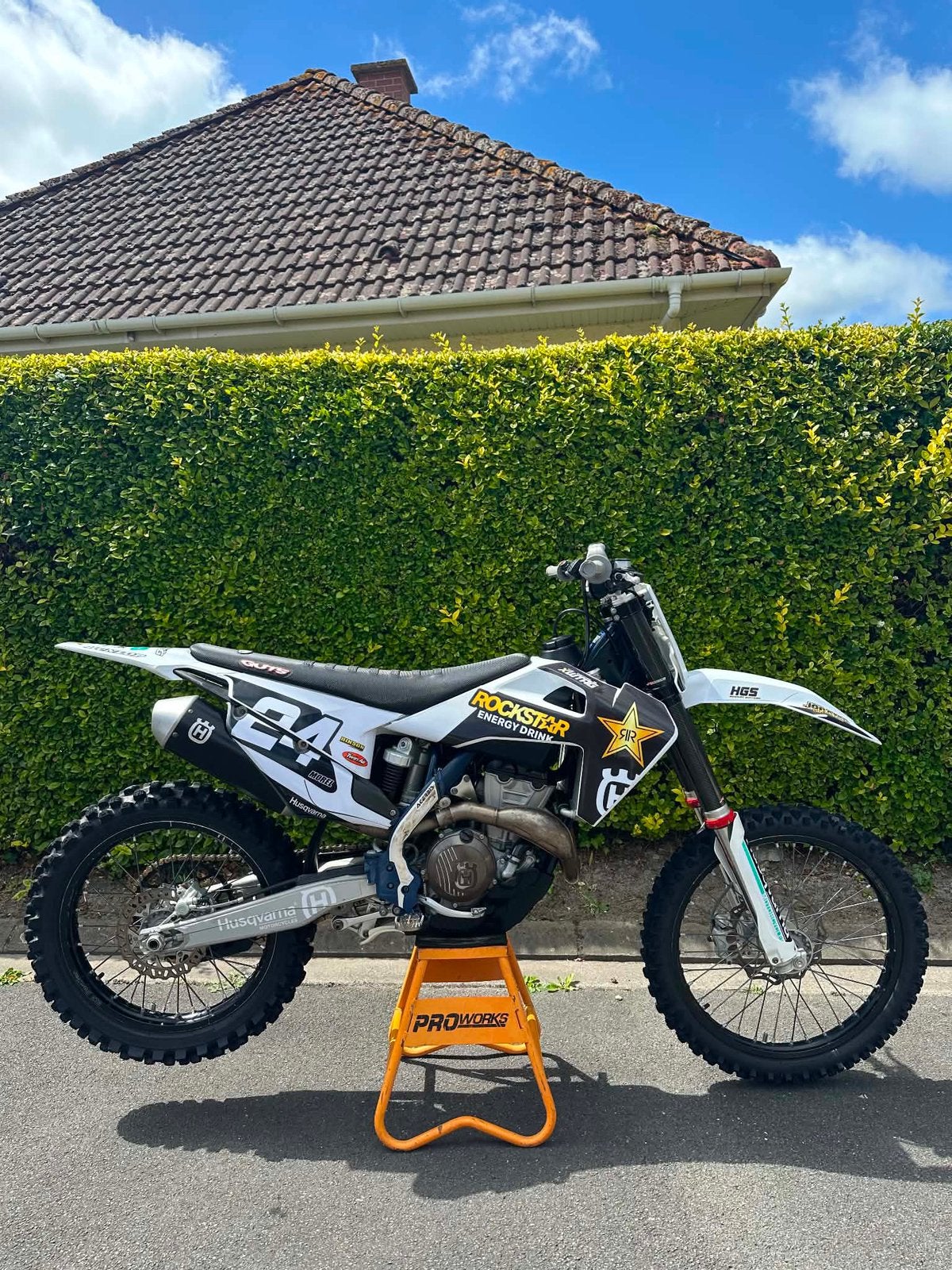 350 fc