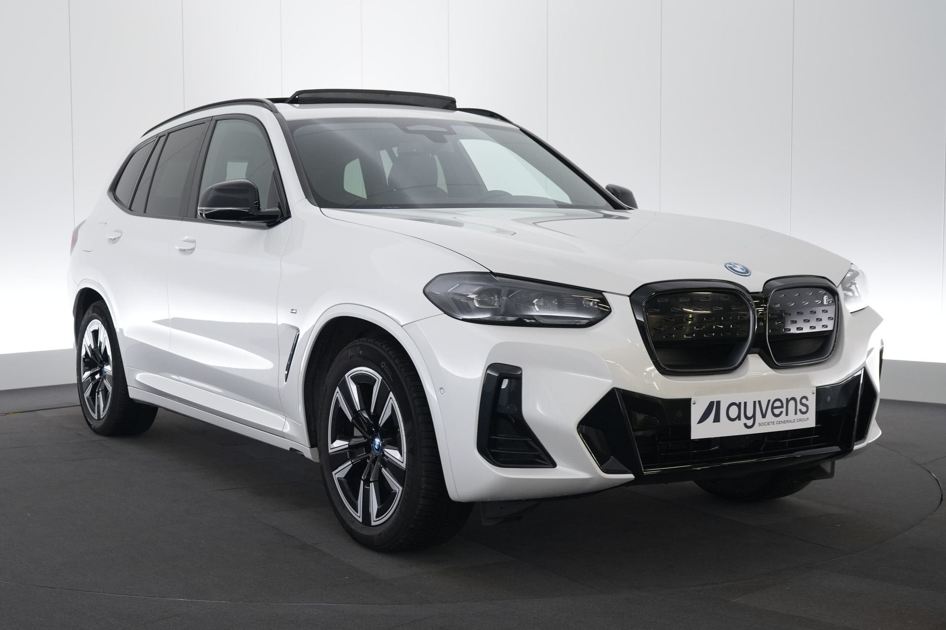 (2FNS227) BMW IX3, Autos, Cuir, Achat, Entreprise, Carnet d'entretien