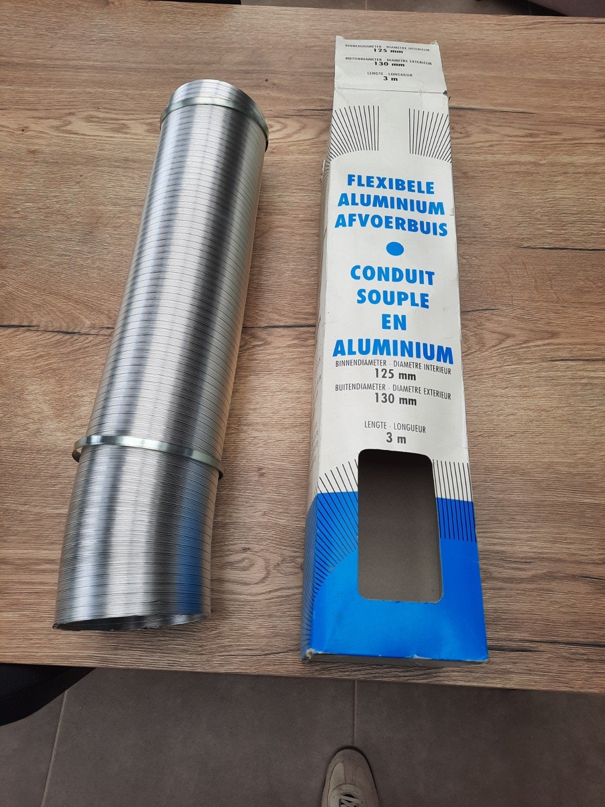 Flexibele aluminium afvoerbuis 125/130mm, Bricolage & Construction, Neuf, 80 mm ou plus, 2 à 4 mètres, Aluminium