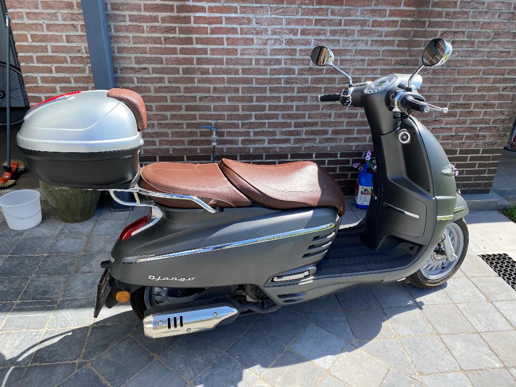 Peugeot Django, Ophalen, Overige modellen, 125 cc, Zo goed als nieuw