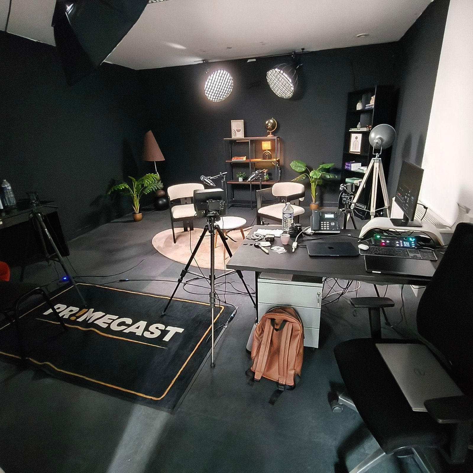 studio podcast à vendre, Zakelijke goederen, Exploitaties en Overnames