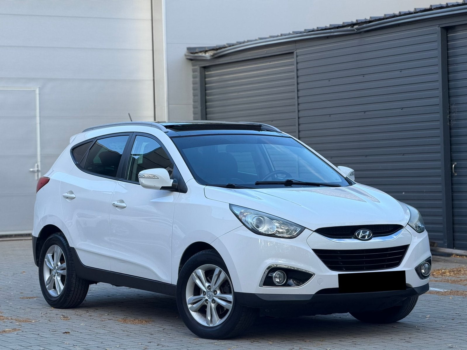 Hyundai ix35 1.7 panoramadak met diesel, Auto's, Zwart, 4 cilinders, Wit, Leder