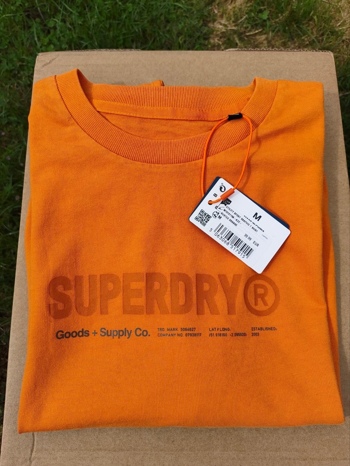 T-shirt Superdry Neuf avec étiquette (Prix boutique 40€), Neuf, Enlèvement ou Envoi, Taille 48/50 (M), Orange