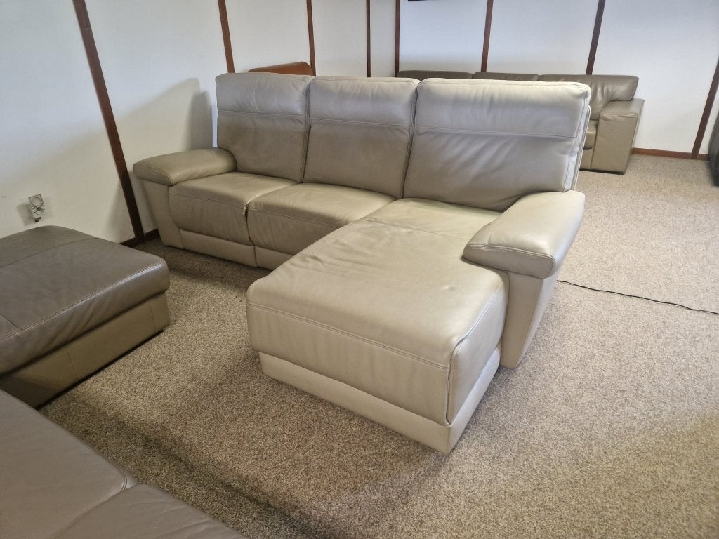 TAUPE BUFFELLEDEREN HOEKSALON MET ELEKTRISCHE RELAX, Huis en Inrichting, Fauteuils, Gebruikt, Leer, Ophalen
