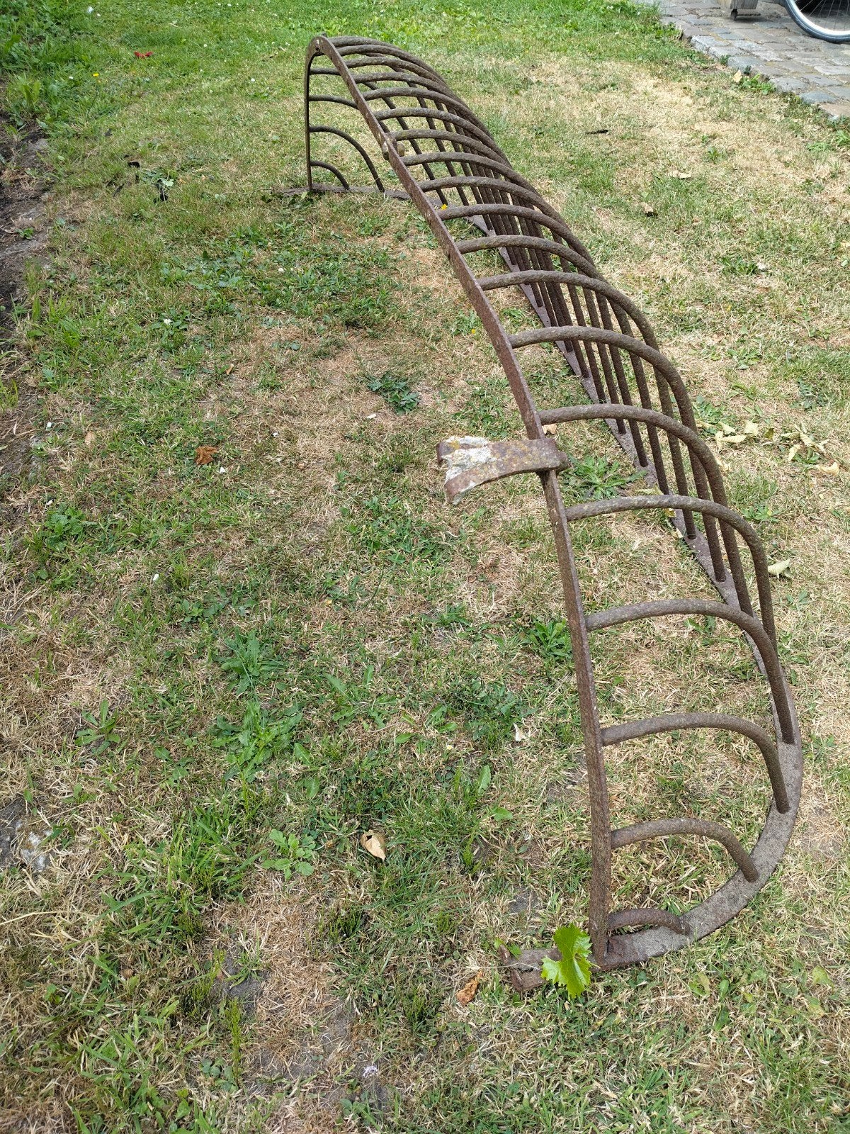 Antieke hooiruif, Tuin en Terras, Ophalen