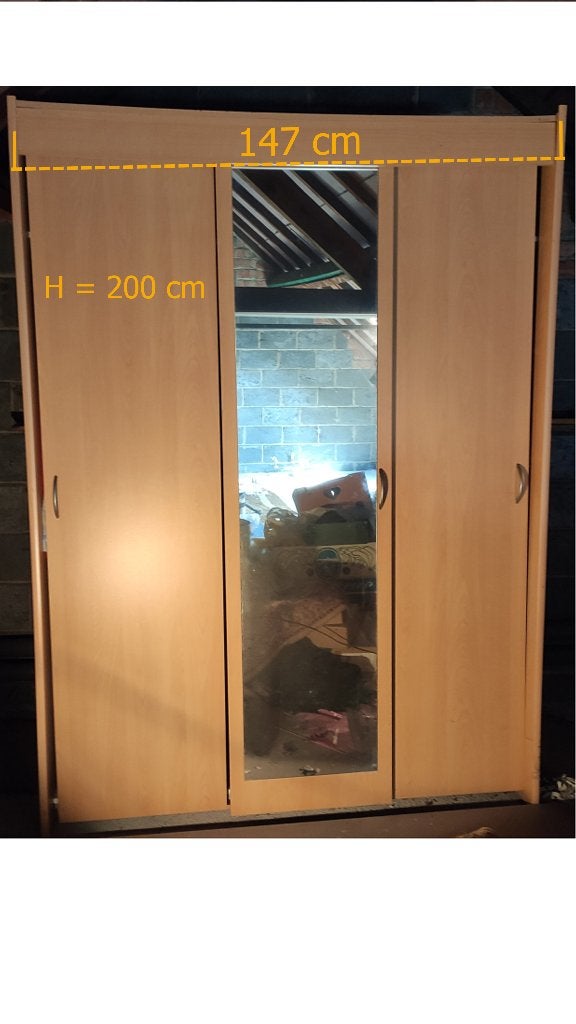 Handige ruime kleerkast, Huis en Inrichting, Kasten | Kleerkasten, Ophalen, Gebruikt, Met plank(en)