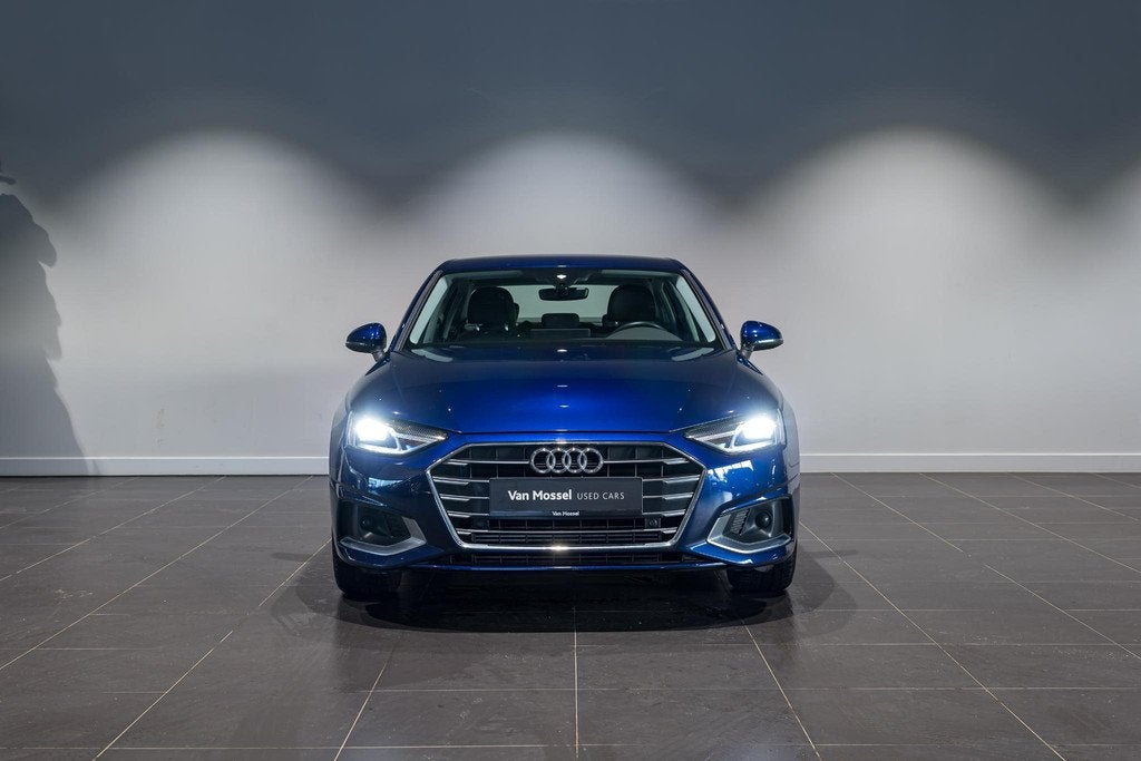 Audi A4 2.0 35 TFSi 110kW S tronic Advanced LED Koplampen |, Auto's, 4 deurs, Stof, 4 cilinders, A4