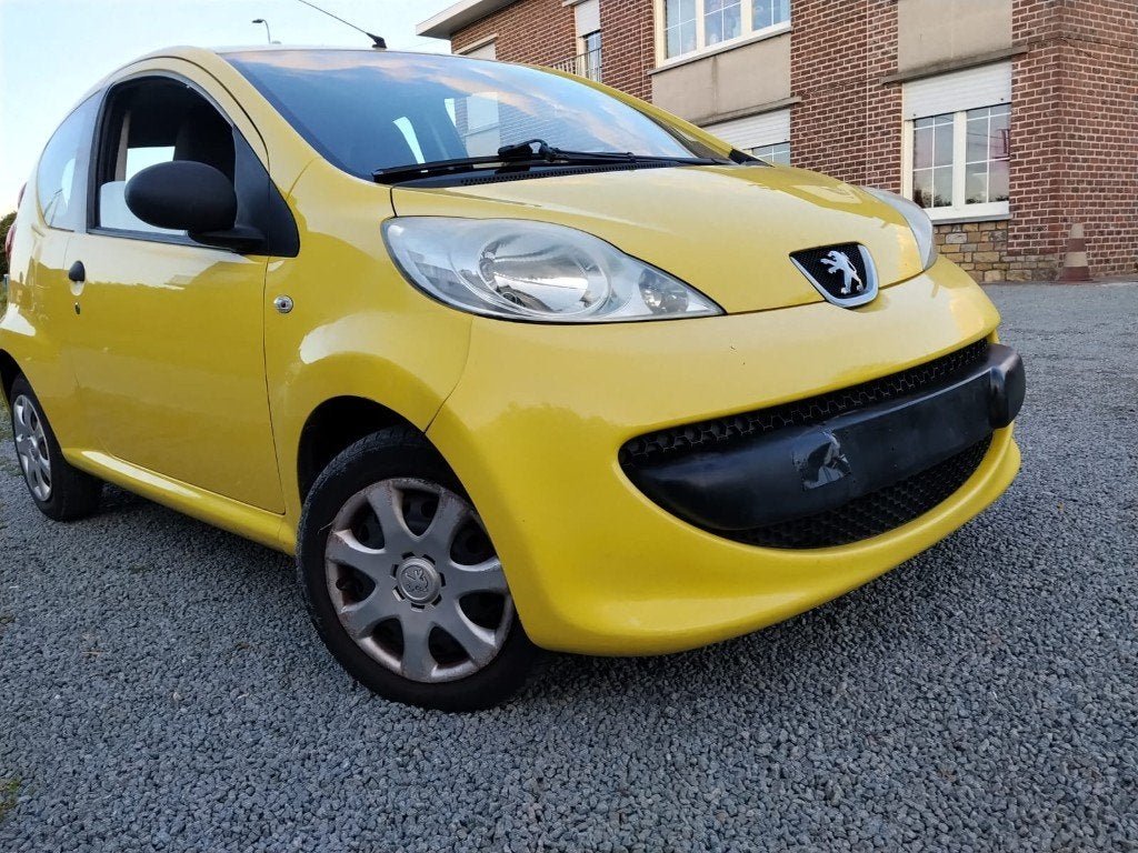 PEUGEOT 107/1000cc BENZINE/GEKEURD/12MA GARANTIE, Auto's, Geel, Bedrijf, Grijs, 3 deurs