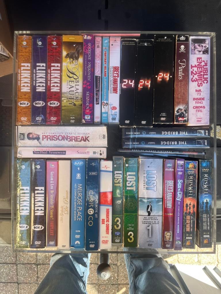 Partij dvd’s en boxen series, Cd's en Dvd's, Ophalen, Zo goed als nieuw
