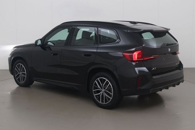 BMW X1 1.5ia sdrive18 136 AT, Auto's, Gebruikt, Zwart, 146 g/km, Bedrijf