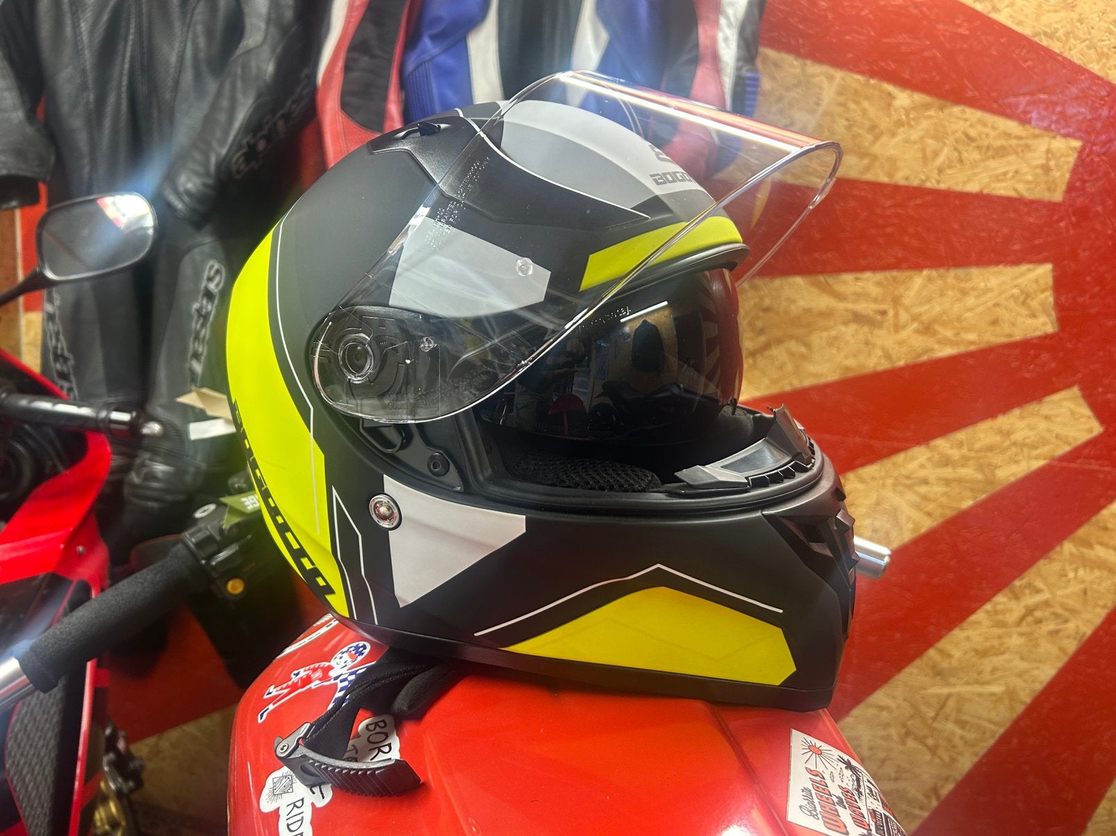 Bogotto integraalhelm, Motoren, Kleding | Motorhelmen, Ophalen of Verzenden, Integraalhelm