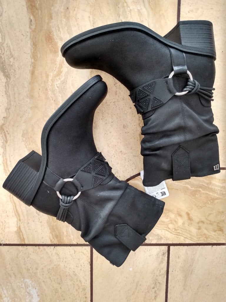 Bottines de Mustang neuves, Vêtements | Femmes, Chaussures, Neuf, Enlèvement ou Envoi, Boots et Botinnes, Mustang