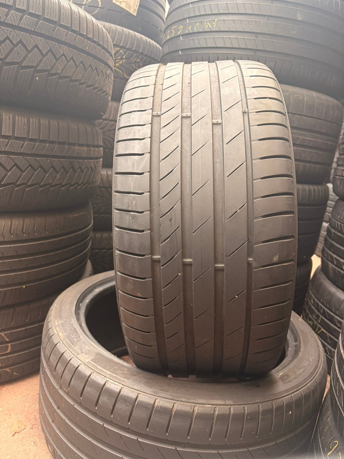 275 35R19 kumho avec montage et équilibrage, Ophalen, Gebruikt