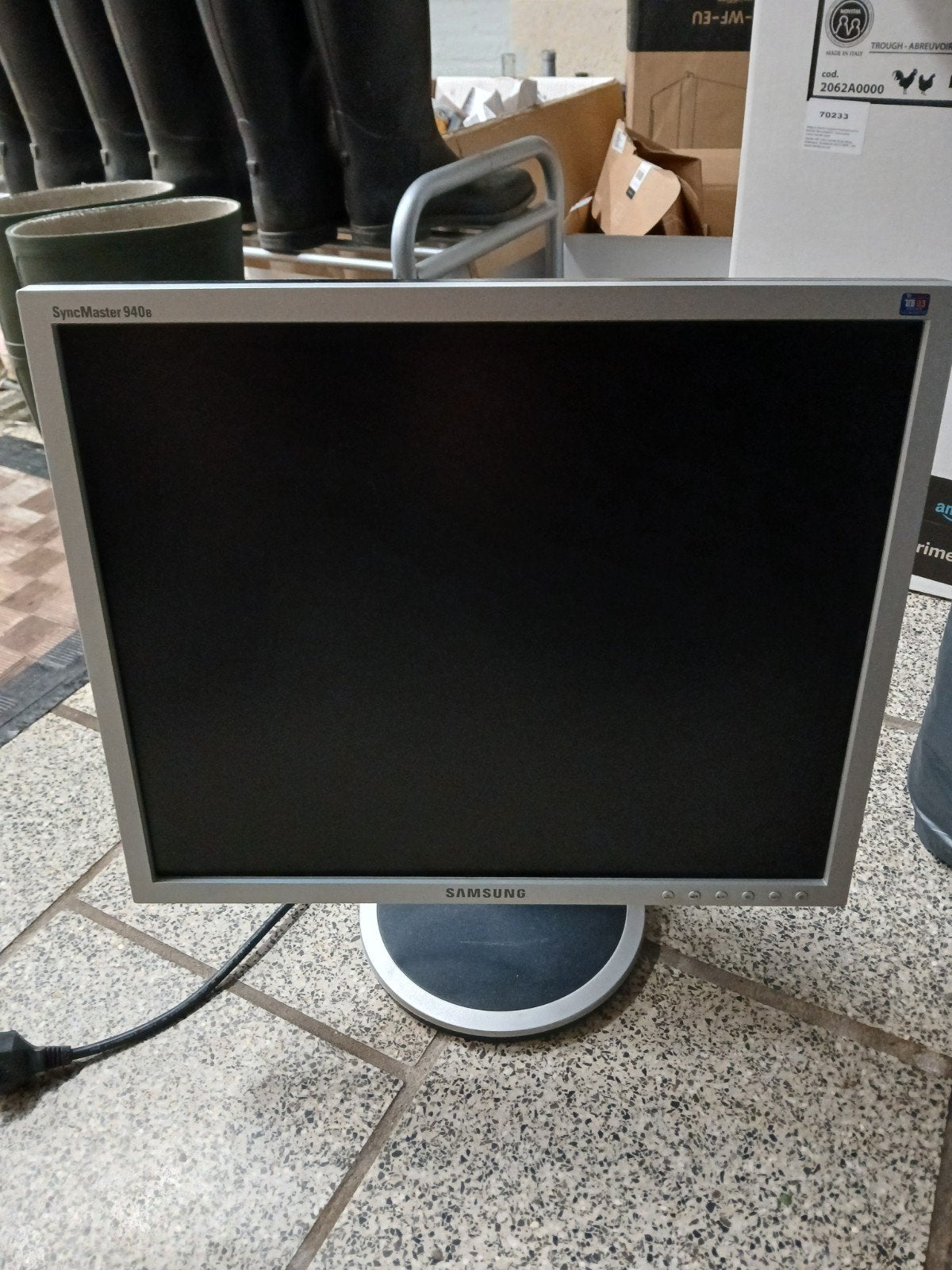 2 écrans Samsung SyncMaster - gratuits, Informatique & Logiciels, Moniteurs, Enlèvement, Utilisé