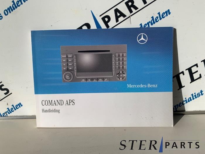 Instructie Boekje van een Mercedes Vito, Gebruikt, -, Ophalen of Verzenden, -